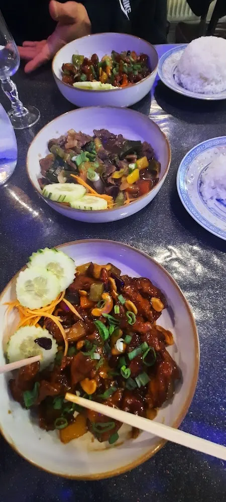 Poulet Sauté Avec Noix de Cajou